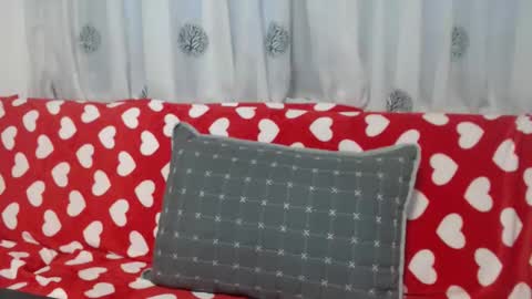 Hellene online show from October 17, 2025, 4:26 am