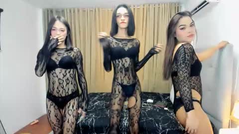 Snapshot of queen_arnie4utsxxx chatting on December 3, 2025, 6:39 pm Arnie online show from December 3, 2025, 6:39 pm