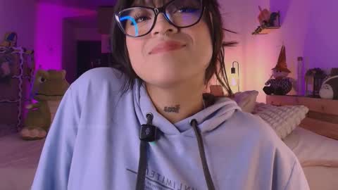 Snapshot of queen_gummy chatting on February 4, 2026, 1:00 am saloo online show from February 4, 2026, 1:00 am