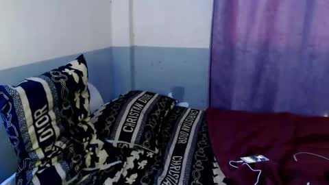 Snapshot of queenbee_mistress chatting on February 7, 2025, 7:07 am queenbee_mistress online show from February 7, 2025, 7:07 am