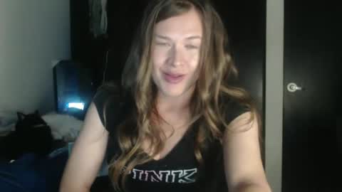 Snapshot of queennicky88 chatting on December 14, 2024, 5:07 am Nico online show from December 14, 2024, 5:07 am