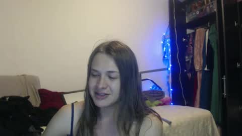 Snapshot of queennicky88 chatting on January 4, 2025, 3:18 am Nico online show from January 4, 2025, 3:18 am