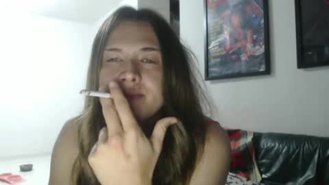 Snapshot of queennicky88 chatting on January 5, 2025, 3:53 am Nico online show from January 5, 2025, 3:53 am