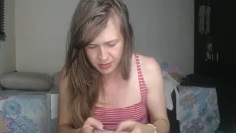 Snapshot of queennicky88 chatting on September 14, 2025, 12:10 am Nico online show from September 14, 2025, 12:10 am