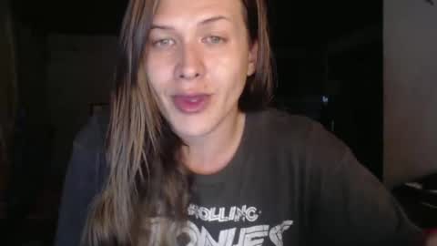 Snapshot of queennicky88 chatting on November 2, 2025, 3:42 am Nico online show from November 2, 2025, 3:42 am