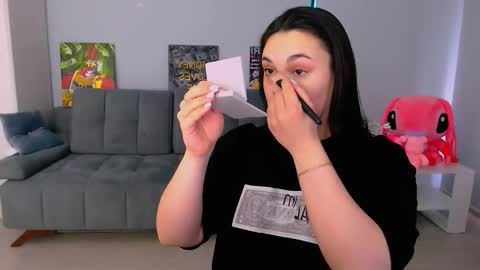 Snapshot of queenofthesense chatting on February 15, 2026, 6:54 am Patricia online show from February 15, 2026, 6:54 am