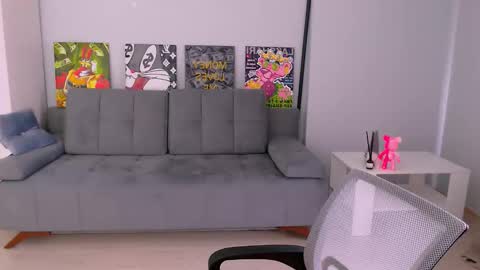 Snapshot of queenofthesense chatting on March 1, 2026, 11:01 am Patricia online show from March 1, 2026, 11:01 am