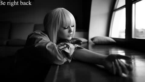 Queensy online show from January 10, 2025, 7:21 pm