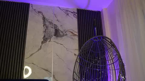 Ann online show from November 30, 2025, 5:33 am