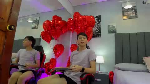 Raphael Nyon online show from February 24, 2026, 3:37 am