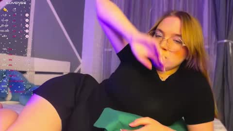 Rebecca online show from January 19, 2026, 4:33 pm