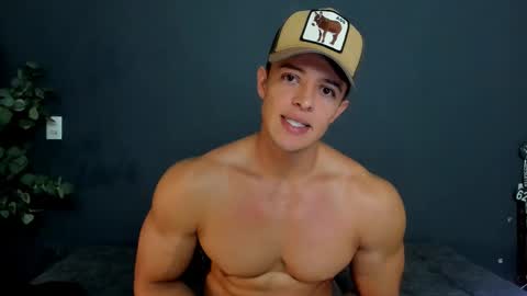 twitter REECET26 instagram RECCETAYLOR online show from December 3, 2025, 1:46 am