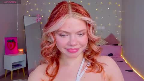 red__candy online show from February 10, 2026, 1:37 pm