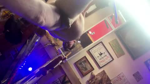 Snapshot of reeferleefer chatting on February 17, 2026, 6:10 am Lee online show from February 17, 2026, 6:10 am