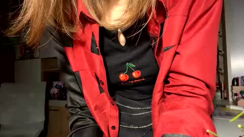 Mia online show from February 12, 2026, 4:35 pm