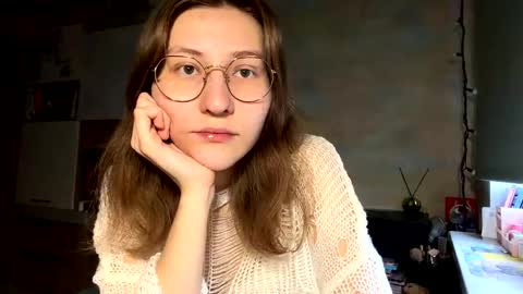 Mia online show from March 2, 2026, 1:18 pm