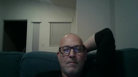 Snapshot of renewaz chatting on February 11, 2026, 2:16 am Renewaz online show from February 11, 2026, 2:16 am