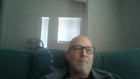 Snapshot of renewaz chatting on February 19, 2026, 4:58 pm Renewaz online show from February 19, 2026, 4:58 pm