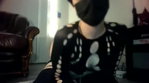 Snapshot of restlesstw1nk chatting on October 16, 2025, 5:52 am angel 3 online show from October 16, 2025, 5:52 am