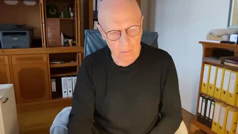 Snapshot of reteid chatting on January 12, 2026, 1:49 pm reteid online show from January 12, 2026, 1:49 pm