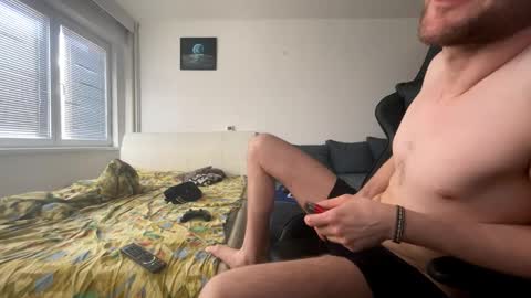 ricciardio online show from December 15, 2025, 11:36 am