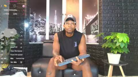 RicoBrowm online show from October 25, 2025, 3:47 am