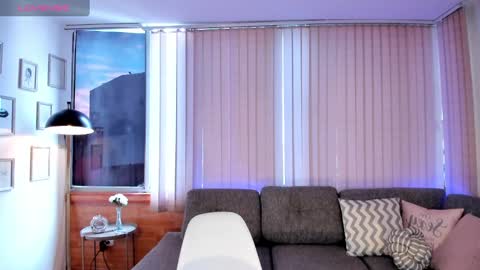 Snapshot of riley_leen chatting on February 8, 2025, 5:18 pm Riley leen online show from February 8, 2025, 5:18 pm