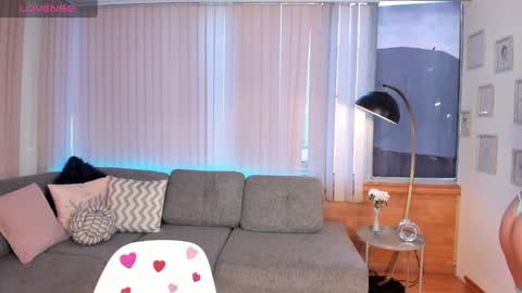 Snapshot of riley_leen chatting on February 16, 2025, 1:38 pm Riley leen online show from February 16, 2025, 1:38 pm