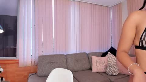 Snapshot of riley_leen chatting on March 11, 2025, 7:47 pm Riley leen online show from March 11, 2025, 7:47 pm