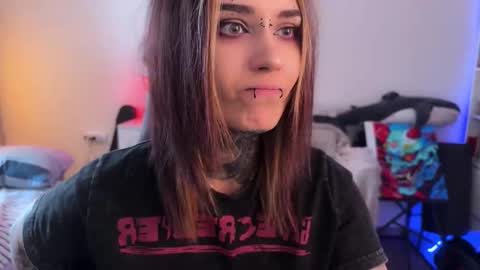 Snapshot of ripper_66 chatting on February 18, 2026, 1:18 pm DianaBrite fansl y online show from February 18, 2026, 1:18 pm