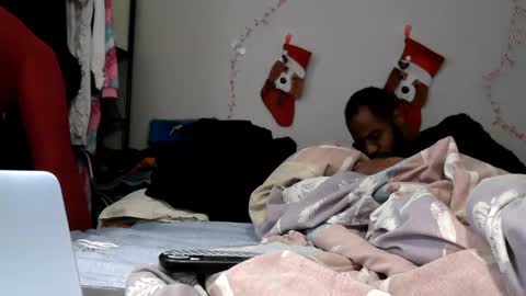 Snapshot of riversaint chatting on January 19, 2025, 4:25 pm River Saint online show from January 19, 2025, 4:25 pm