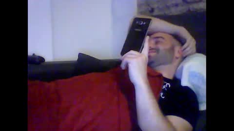 Snapshot of robertoredo chatting on January 18, 2025, 9:02 pm Roberto online show from January 18, 2025, 9:02 pm