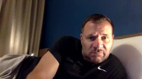 Snapshot of rominus69 chatting on September 16, 2025, 7:37 pm rominus69 online show from September 16, 2025, 7:37 pm