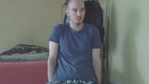 Snapshot of ronniemaster chatting on February 24, 2025, 11:09 pm ronniemaster online show from February 24, 2025, 11:09 pm