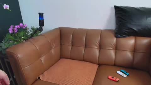 Snapshot of rosaliecaine chatting on February 25, 2026, 11:47 pm Rosalie Caine online show from February 25, 2026, 11:47 pm