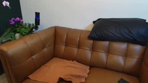 Snapshot of rosaliecaine chatting on March 2, 2026, 12:35 am Rosalie Caine online show from March 2, 2026, 12:35 am