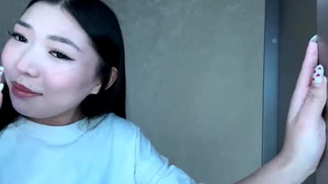 Kira online show from March 1, 2026, 3:14 pm