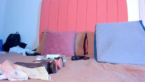 Snapshot of rose_thompson19 chatting on February 24, 2026, 7:12 pm Rosse online show from February 24, 2026, 7:12 pm