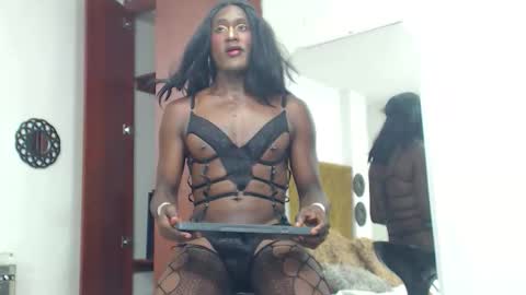 Snapshot of rose_valentiine chatting on February 28, 2026, 12:33 am rose_valentiine online show from February 28, 2026, 12:33 am