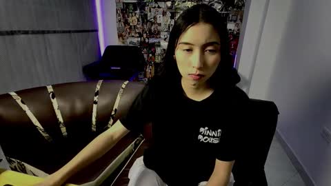 Snapshot of roseandviktor23 chatting on October 15, 2025, 11:38 pm Rose Sins and Don Viktor online show from October 15, 2025, 11:38 pm