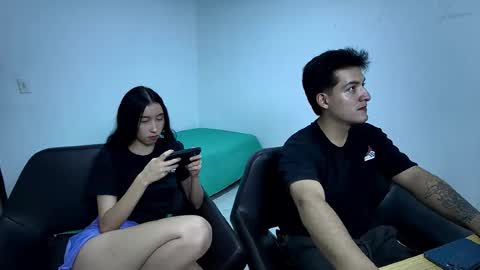 Snapshot of roseandviktor23 chatting on October 25, 2025, 4:42 am Rose Sins and Don Viktor online show from October 25, 2025, 4:42 am