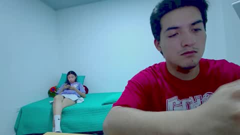 Snapshot of roseandviktor23 chatting on November 26, 2025, 9:05 pm Rose Sins and Don Viktor online show from November 26, 2025, 9:05 pm