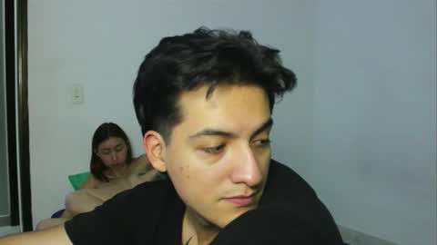 Snapshot of roseandviktor23 chatting on February 28, 2026, 4:02 am Rose Sins and Don Viktor online show from February 28, 2026, 4:02 am