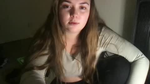 Snapshot of rosielinda16 chatting on December 28, 2024, 8:36 pm Rosie online show from December 28, 2024, 8:36 pm