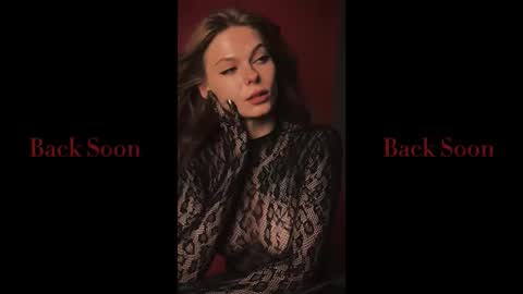 rosy_black_ online show from February 5, 2026, 6:01 pm