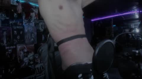 Snapshot of rotten_dreams chatting on February 26, 2025, 11:48 pm rot online show from February 26, 2025, 11:48 pm