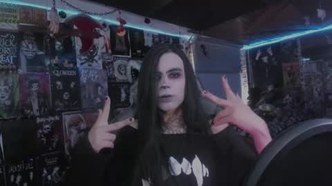 Snapshot of rotten_dreams chatting on February 2, 2026, 5:11 pm rot online show from February 2, 2026, 5:11 pm