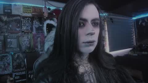 Snapshot of rotten_dreams chatting on February 8, 2026, 2:42 pm rot online show from February 8, 2026, 2:42 pm