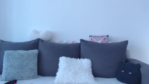 Snapshot of roxanneliss chatting on December 4, 2025, 10:02 am roxanneliss online show from December 4, 2025, 10:02 am