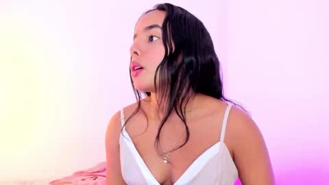 Snapshot of roxy_stone1 chatting on February 4, 2026, 7:42 pm roxy_stone1 online show from February 4, 2026, 7:42 pm